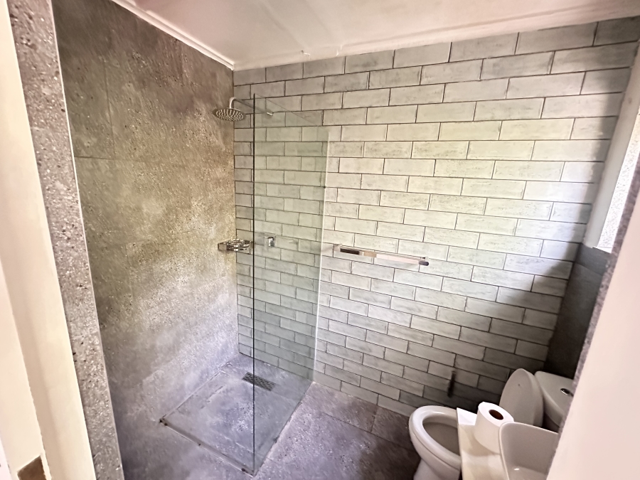 To Let 3 Bedroom Property for Rent in Estate D Afrique North West